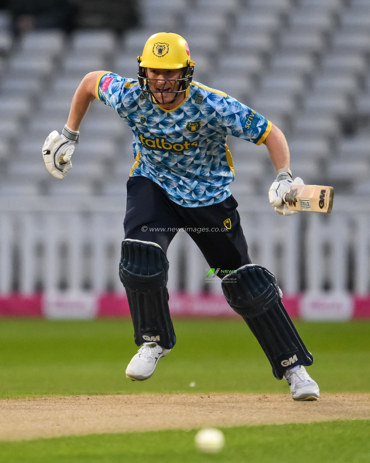 Robert Yates of Birmingham Bears calls for the run during the Vitality Blast match Birmingham Bears vs Lancashire Lightning at Edgbaston, Birmingham, United Kingdom, 14th June 2024

(Photo by Craig Thomas/News Images)