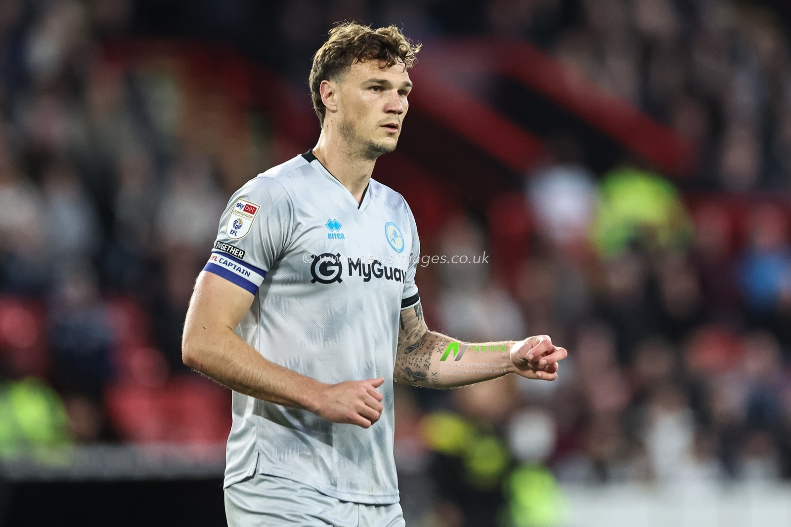 Jake Cooper of Millwall during the Sky Bet Championship match Sheffield United vs Millwall at Bramall Lane, Sheffield, United Kingdom, 8th April 2025

(Photo by Mark Cosgrove/News Images)