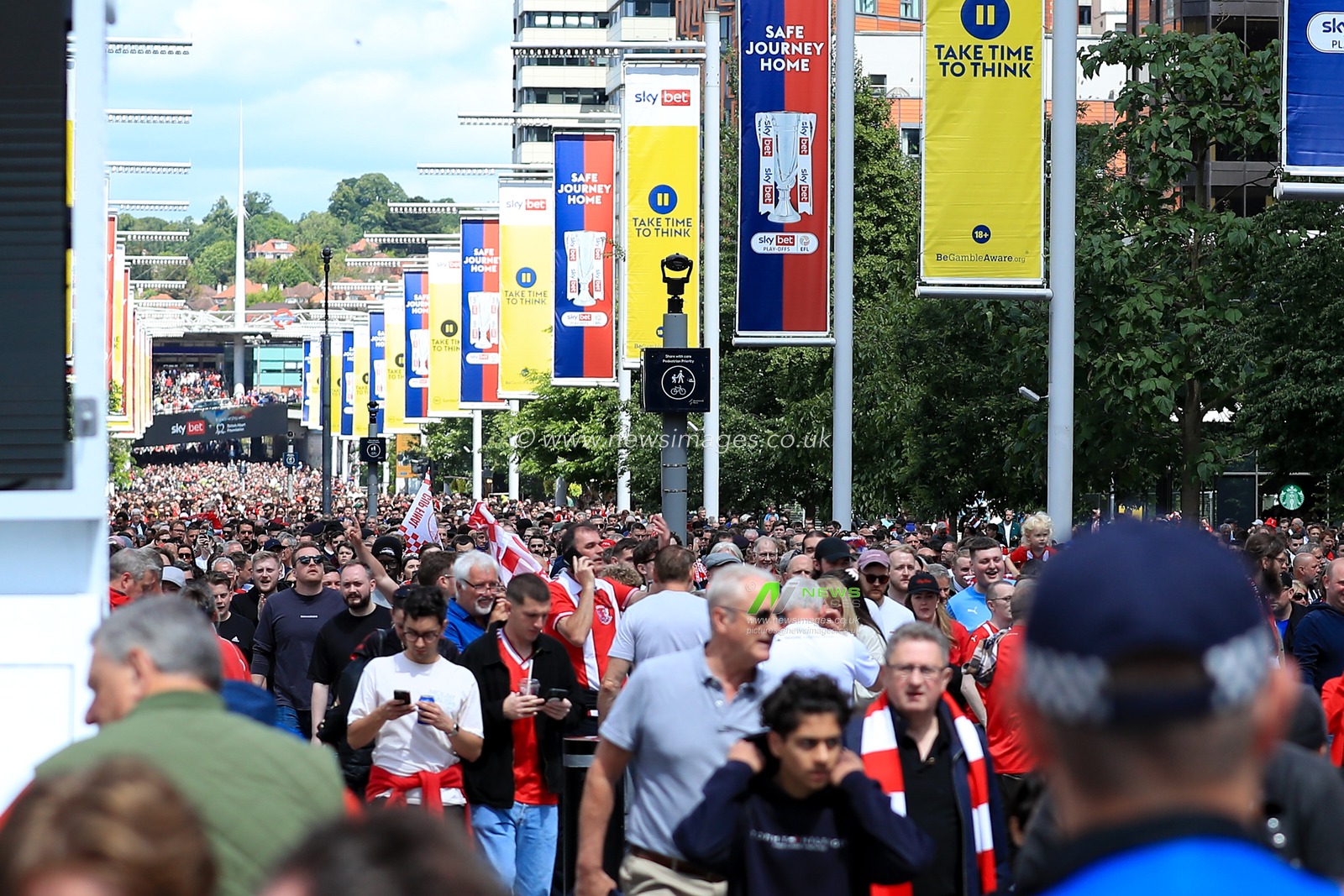 Fans arrives at stadium ahead of the Sky Bet League 1 Playoff Final match Charlton Athletic vs Leyton Orient at Wembley Stadium, London, United Kingdom, 25th May 2025

(Photo by Jorge Horsted/News Images)