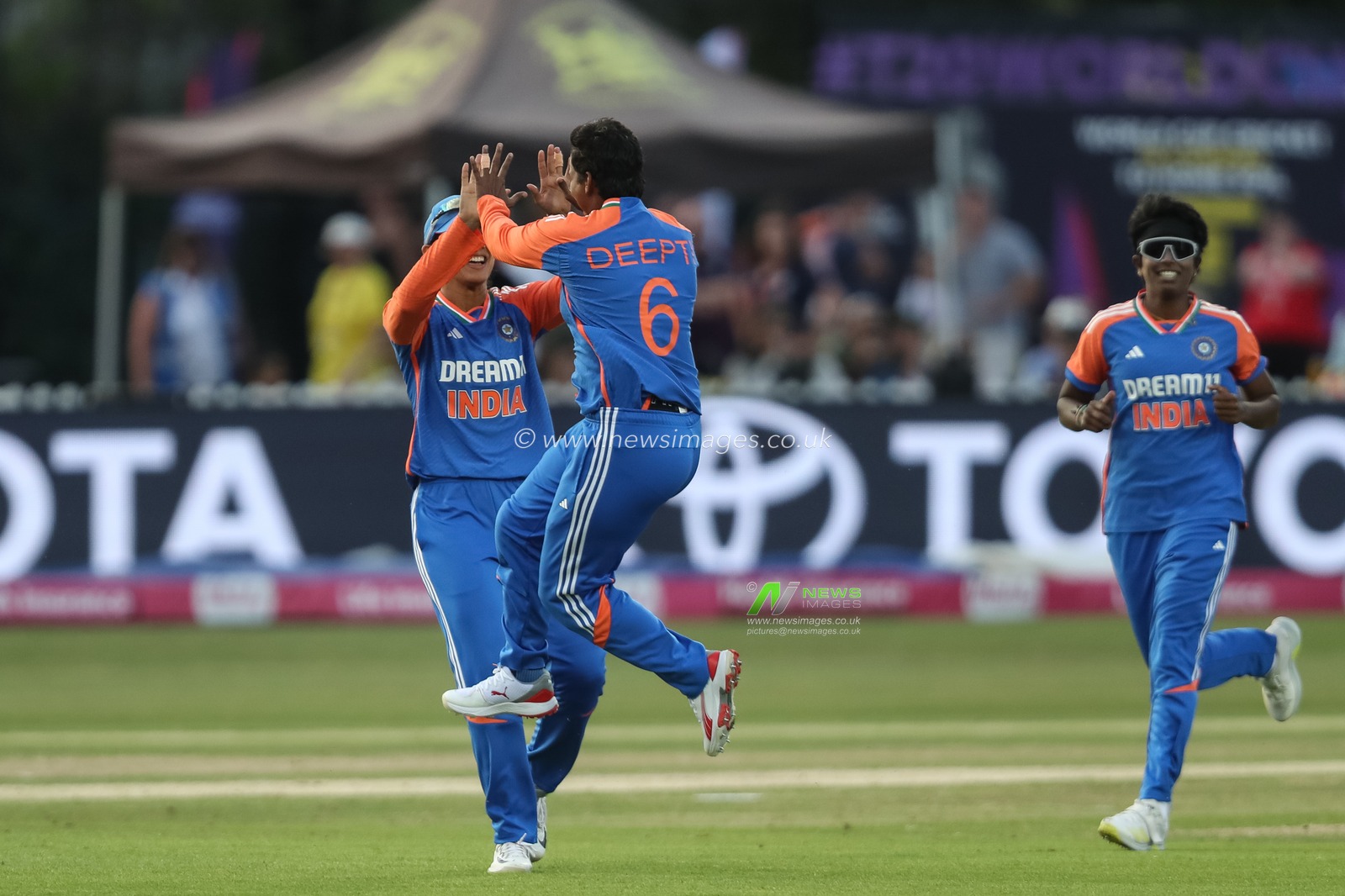 Deepti Sharma of India celebrates the wicket of Danni Wyatt-Hodge during the 2nd Vitality IT20 England Women vs India Women at Seat Unique Stadium, Bristol, United Kingdom, 1st July 2025

(Photo by Izzy Poles/News Images)