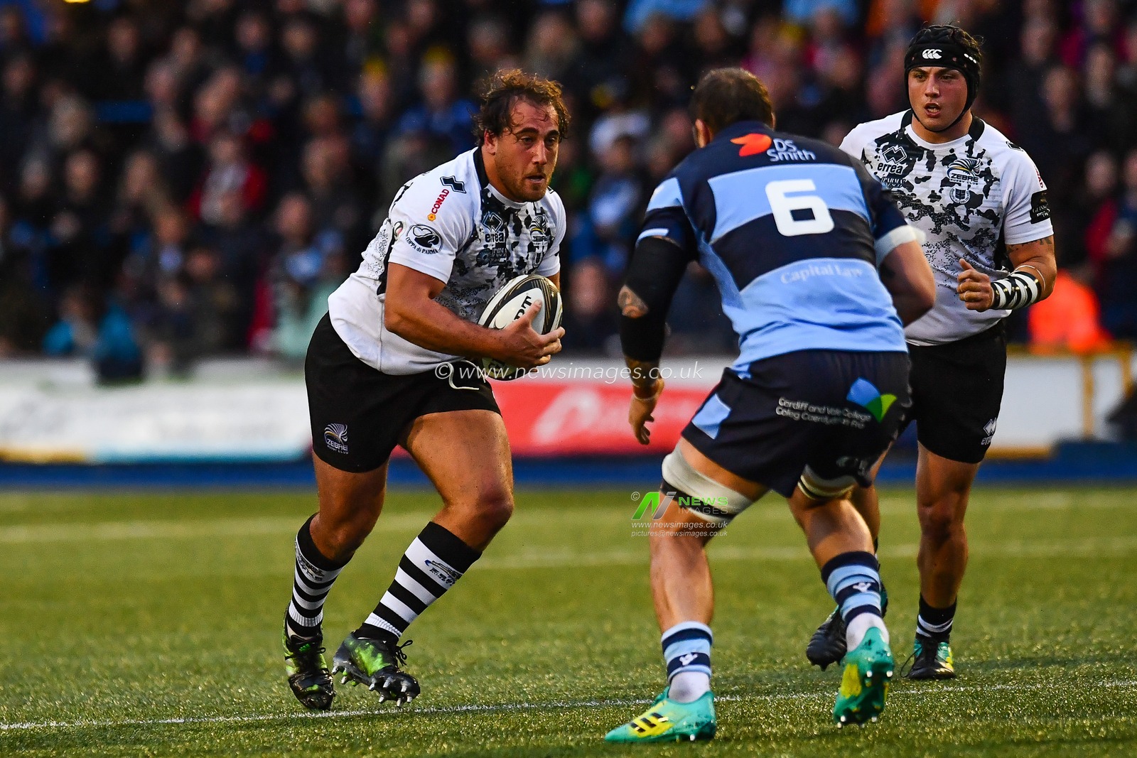 4th November , Cardiff Arms Park , Cardiff, Wales ; Guinness pro 14's Cardiff Blues v Zebre ; Samuele Ortis of Zebre in action


Credit:  Craig Thomas/News Images