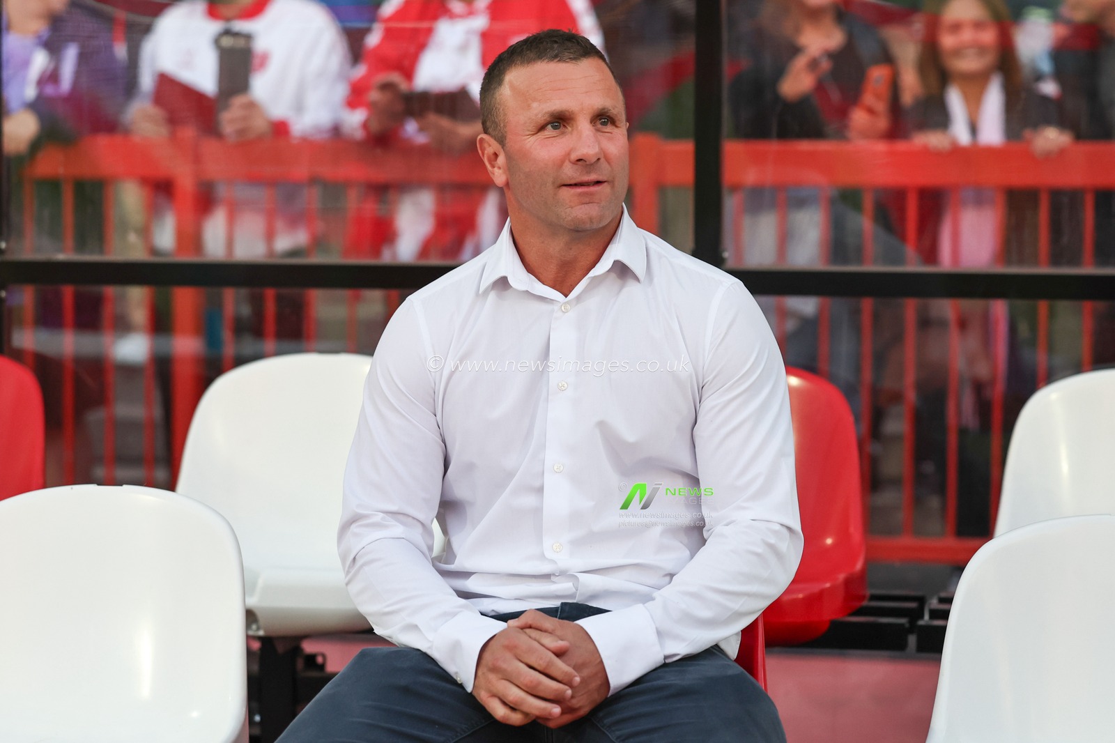 Willie Peters Head Coach of Hull KR sits on the bench in the pre-game warm up during the Betfred Super League Round 24 match Hull KR vs St Helens at Sewell Group Craven Park, Kingston upon Hull, United Kingdom, 29th August 2025

(Photo by Mark Cosgrove/News Images)