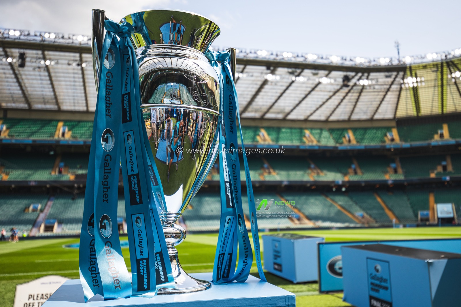 Gallagher Premiership Trophy on display in the build up to the Gallagher Premiership Play-off Final 2025 Bath Rugby v Leicester Tigers at Allianz Stadium, Twickenham, United Kingdom, 14th June 2025

(Photo by Craig Evans/News Images)