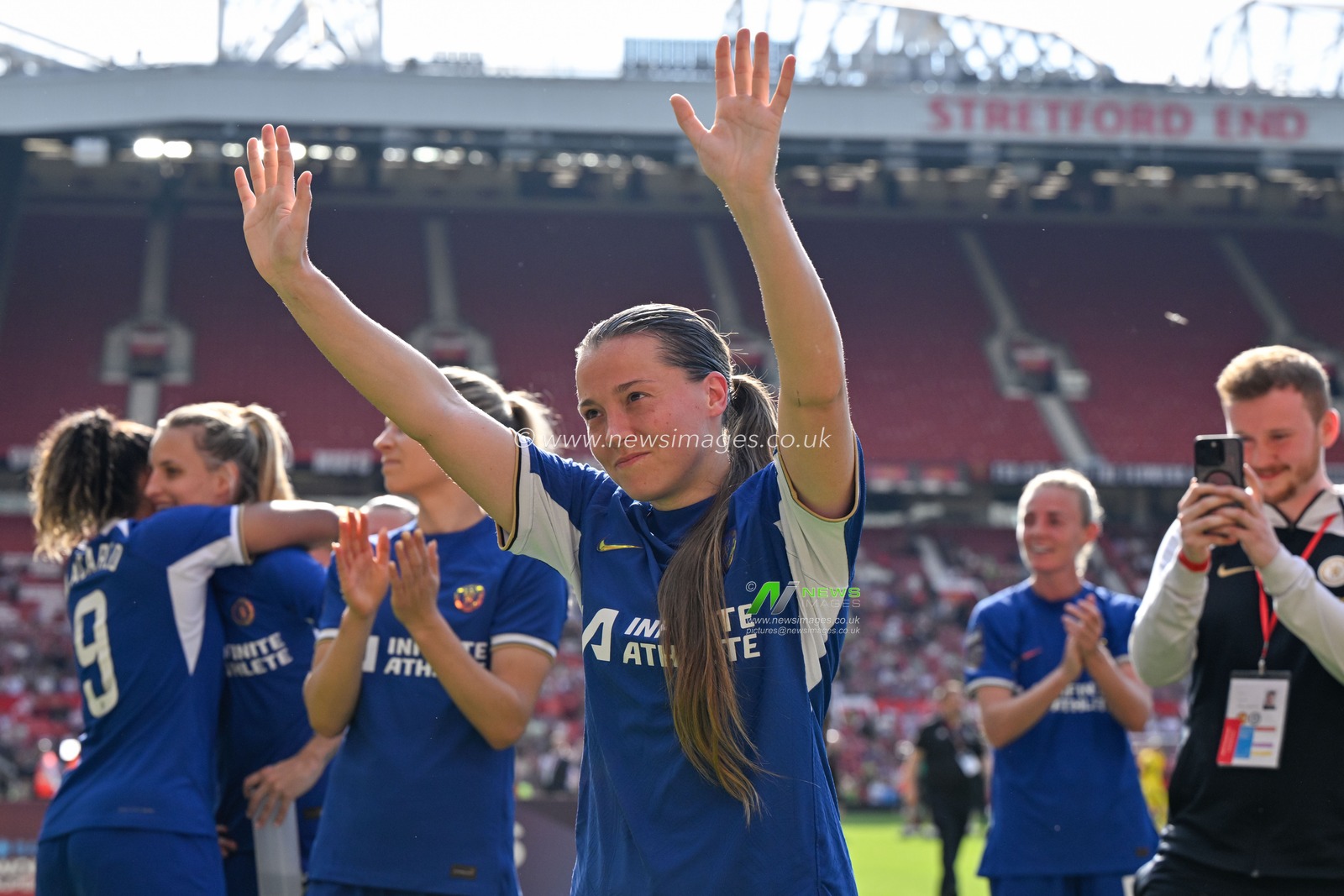 Erin Cuthbert of Chelsea Women celebrates Chelseaâ€™s FA Women's Super League title win with the Chelsea fans, during the The FA Women's Super League match Manchester United Women vs Chelsea FC Women at Old Trafford, Manchester, United Kingdom, 18th May 2024

(Photo by Cody Froggatt/News Images)