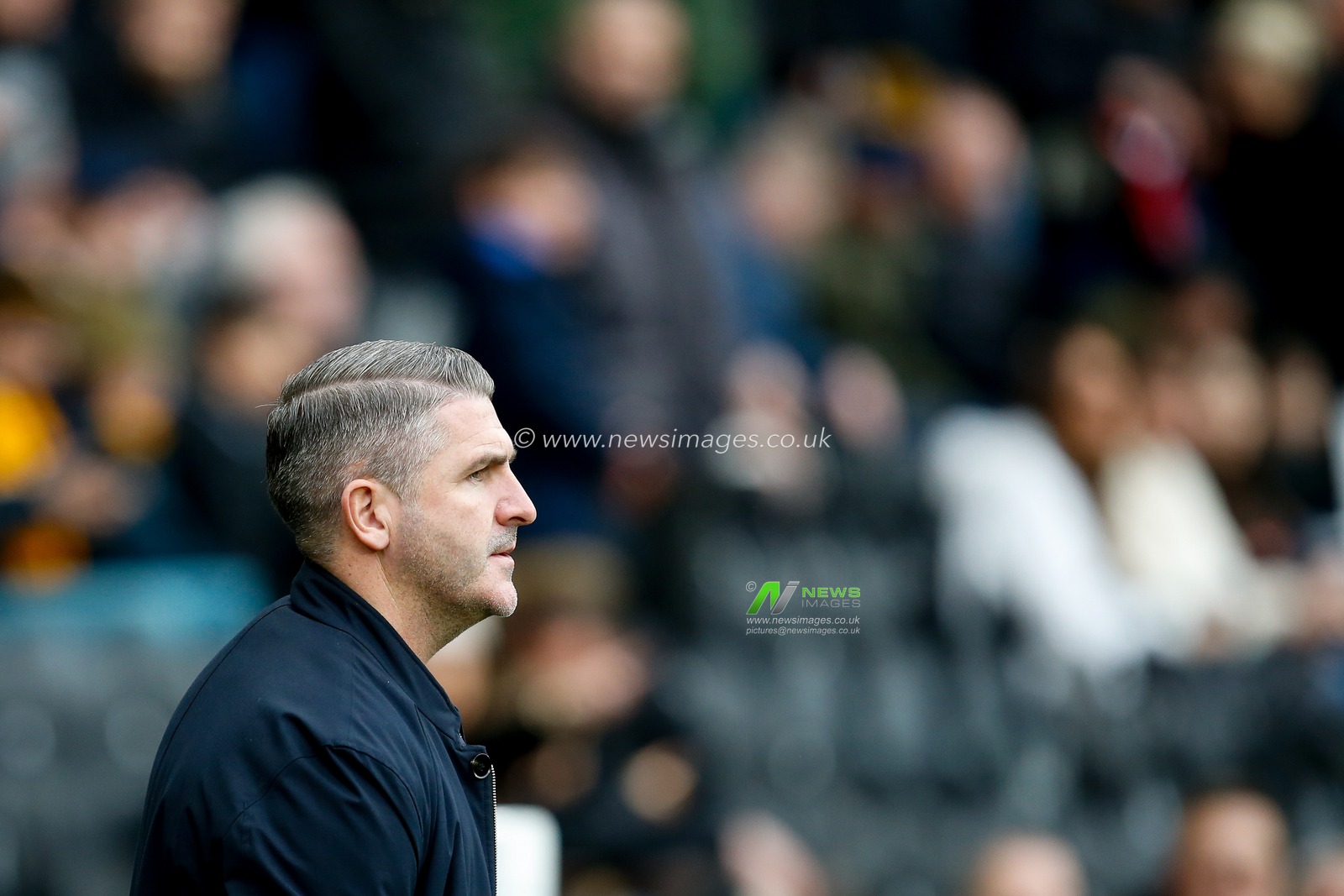 Ryan Lowe manager of Preston North End during the Sky Bet Championship match Hull City vs Preston North End at MKM Stadium, Hull, United Kingdom, 18th February 2023

(Photo by Ben Early/News Images)