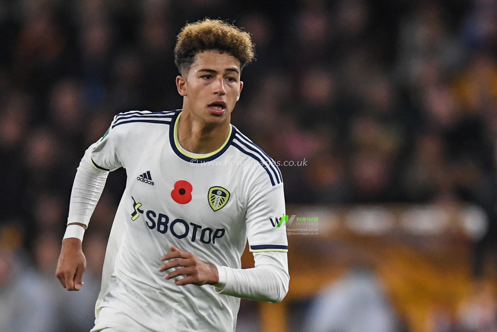 Mateo FernÃ¡ndez #49 of Leeds United during the Carabao Cup match Wolverhampton Wanderers vs Leeds United at Molineux, Wolverhampton, United Kingdom, 9th November 2022

(Photo by Mike Jones/News Images)