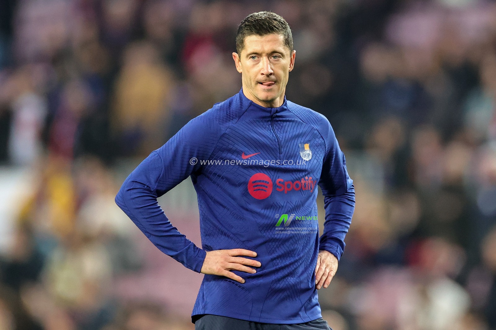 Robert Lewandowski #9 of Barcelona before the UEFA Europa League Knockout Round Play-Offs Barcelona vs Manchester United at Spotify Camp Nou, Barcelona, Spain, 16th February 2023

(Photo by Mark Cosgrove/News Images)