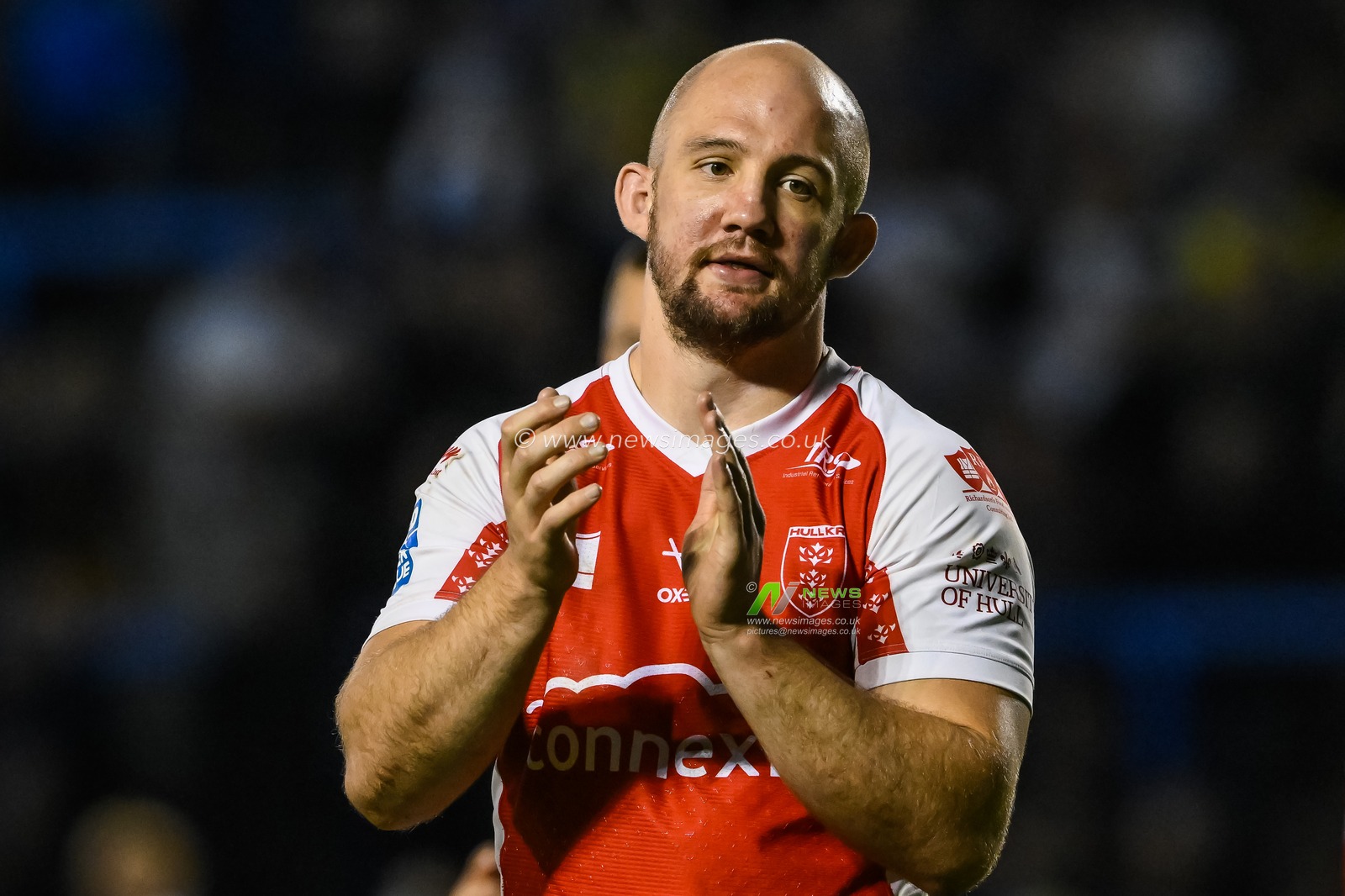 George King #10 of Hull KR applauds the fans at the end of the Betfred Super League Round 12 match Warrington Wolves vs Hull KR at Halliwell Jones Stadium, Warrington, United Kingdom, 12th May 2023

(Photo by Craig Thomas/News Images)