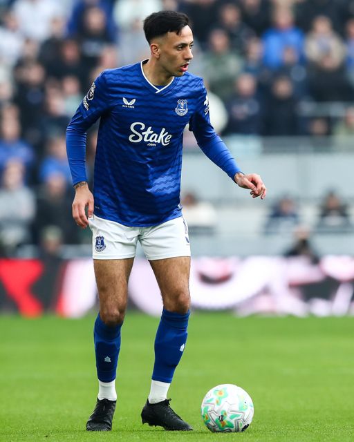 Dwight McNeil of Everton with ball at his feet during the Premier League match Everton vs Chelsea at Hill Dickinson Stadium, Liverpool, United Kingdom on 21 March 2026

(Photo by Jorge Horsted/News Images)