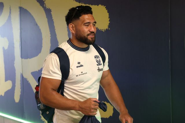 Kelepi Tanginoa of Warrington Wolves arrives during the Betfred Super League round 16 match Warrington Wolves vs Catalans Dragons at The Halliwell Jones Stadium, Warrington, United Kingdom on 25 June 2026

(Photo by Alfie Cosgrove/News Images)