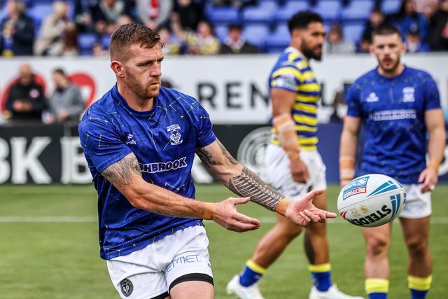 Marc Sneyd of Warrington Wolves in the pre-game warm up during the Betfred Super League round 13 match Warrington Wolves vs Hull FC at The Halliwell Jones Stadium, Warrington, United Kingdom on 05 June 2026

(Photo by Alfie Cosgrove/News Images)
