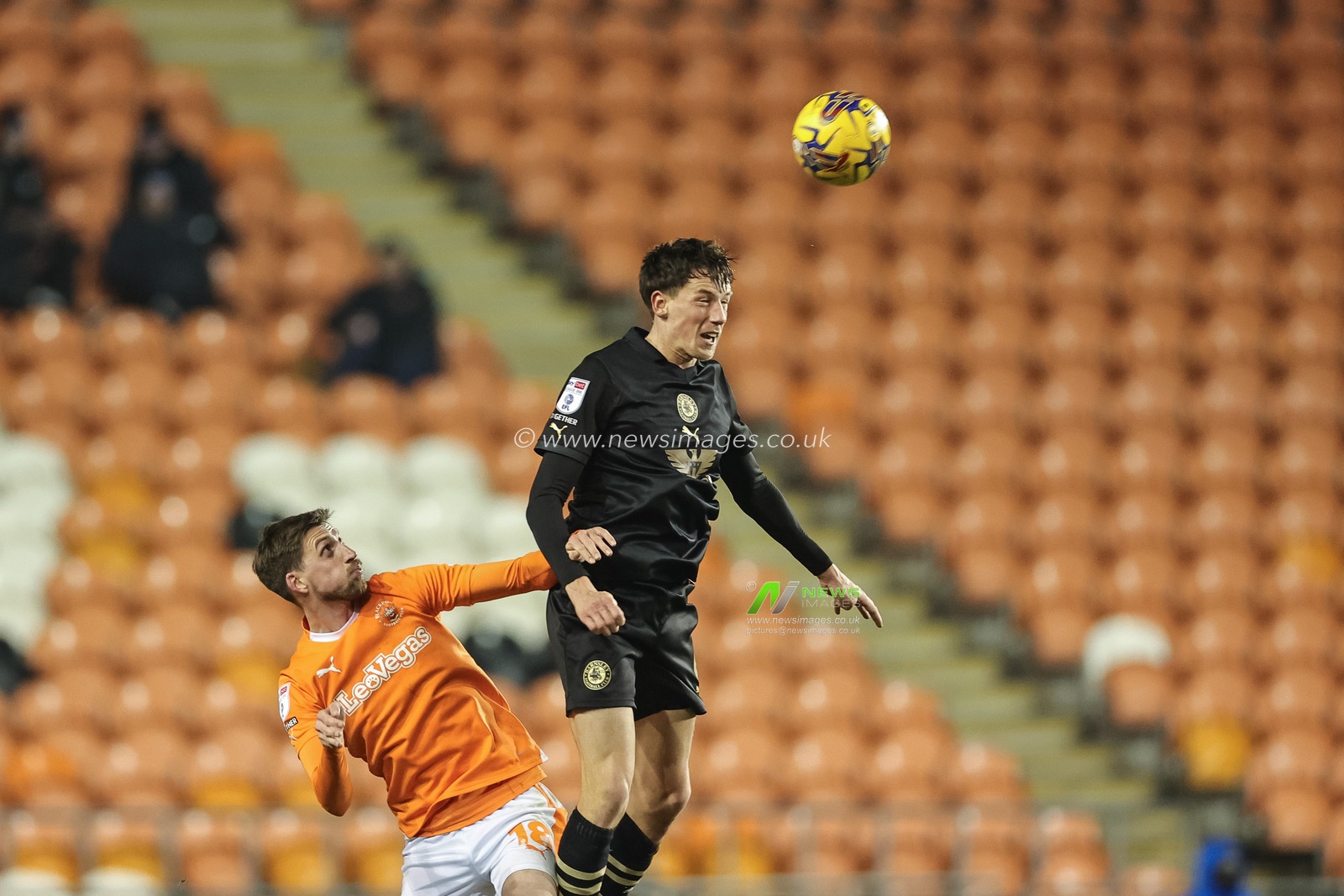 MaÃ«l de Gevigney #6 of Barnsley jumps up to win the high ball during the Bristol Street Motors Trophy match Blackpool vs Barnsley at Bloomfield Road, Blackpool, United Kingdom, 5th December 2023

(Photo by Mark Cosgrove/News Images)