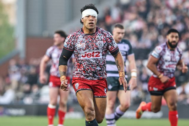 Joe Ofahengaue of Leigh Leopards during the Betfred Super League round 9 match Leigh Leopards vs Huddersfield Giants at Leigh Sports Village, Leigh, United Kingdom on 23 April 2026

(Photo by Alfie Cosgrove/News Images)