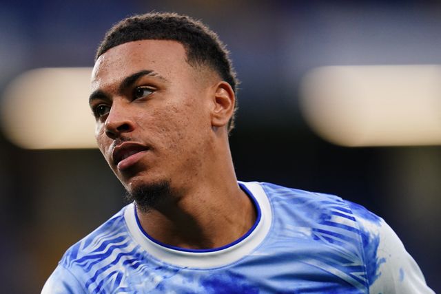 Morgan Rogers of Chelsea warming up ahead of the Carabao Cup round 2 match Chelsea vs Luton Town at Stamford Bridge, London, United Kingdom on 27 August 2026

(Photo by Harvey Murphy/News Images)