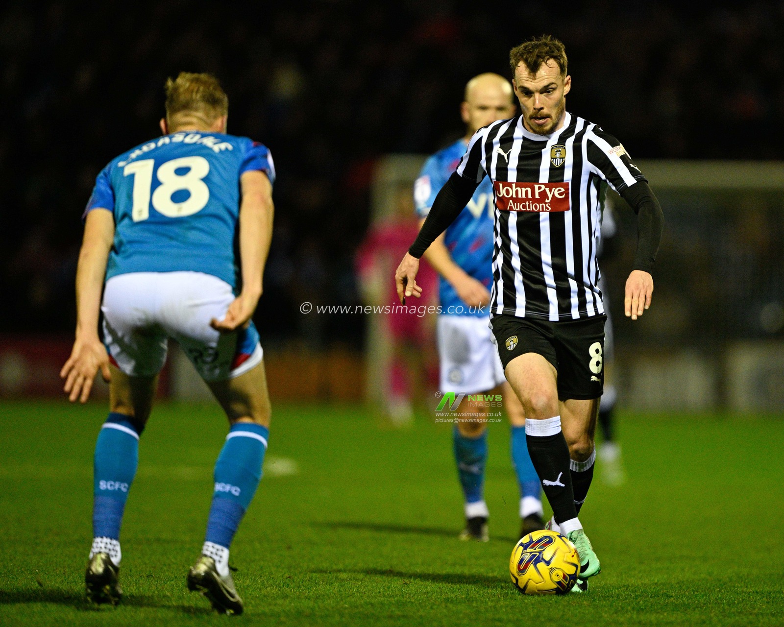Sam Austin 8# of Notts County Football Club breaks forward with the ball, during the Sky Bet League 2 match Stockport County vs Notts County at Edgeley Park Stadium, Stockport, United Kingdom, 22nd December 2023

(Photo by Cody Froggatt/News Images)