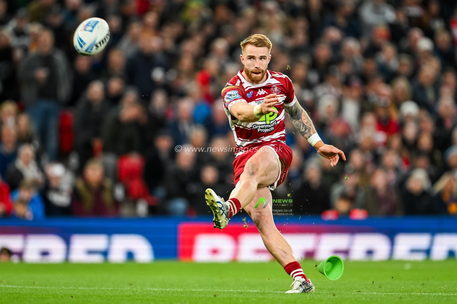 Adam Keighran of Wigan Warriors converts the try to make the score 6-0 during the Betfred Super League Grand Final match Wigan Warriors vs Hull KR at Old Trafford, Manchester, United Kingdom, 12th October 2024

(Photo by Craig Thomas/News Images)