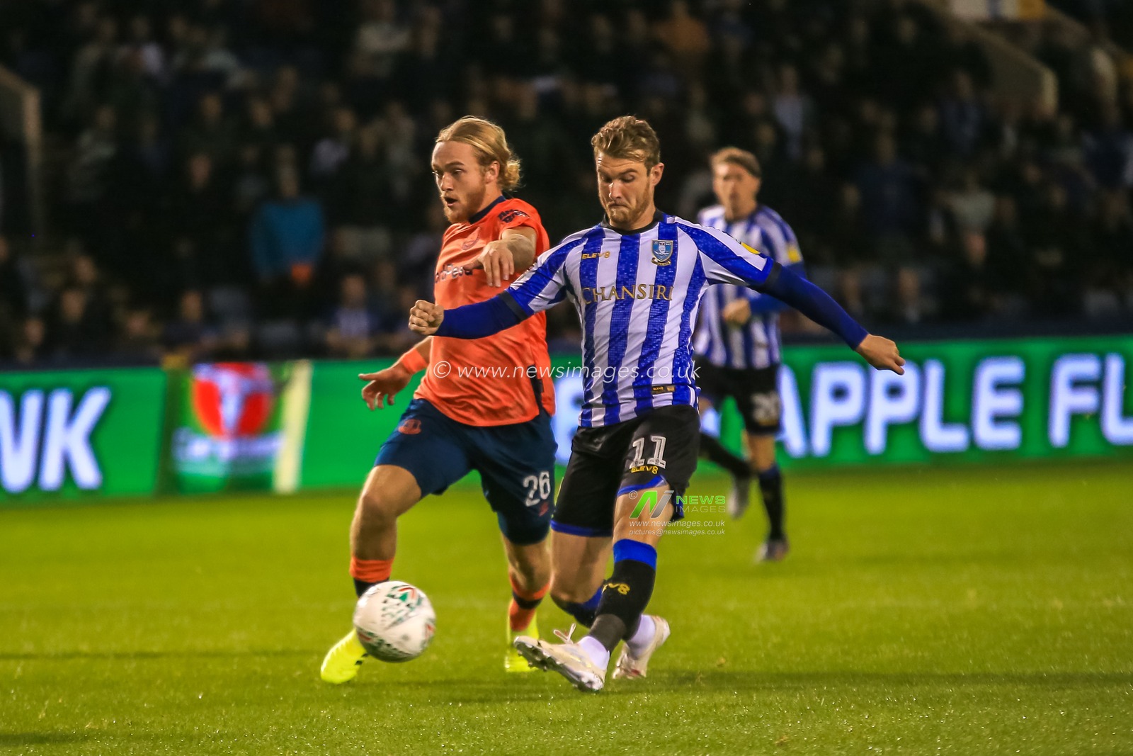 24th September 2019 , Hillsborough, Sheffield, England; EFL Carabao Cup Football, Third Round, Sheffield Wednesday vs Everton : Sam Winnall (11) of Sheffield Wednesday shoots at goal


Credit: Craig Milner/News Images,

English Football League images are subject to DataCo Licence