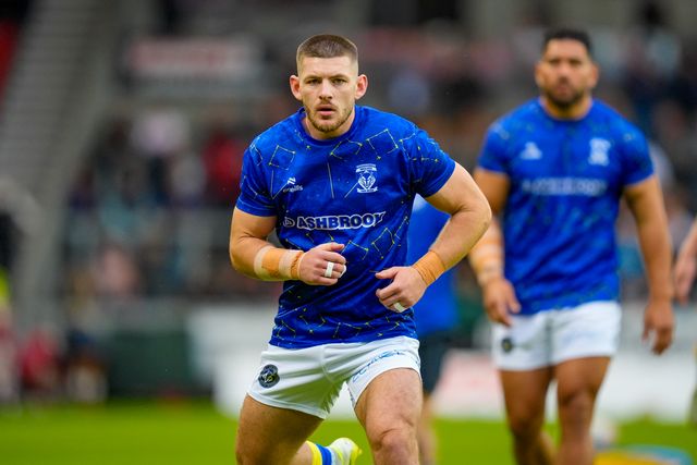 Warrington warriors players in the pre-game warm up session during the Betfred Super League round 14 match St Helens vs Warrington Wolves at The BrewDog Stadium, St Helens, United Kingdom on 11 June 2026

(Photo by Maynard Manyowa/News Images)