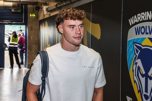 Ewan Smith of Warrington Wolves arrives during the Betfred Super League Round 24 match Warrington Wolves vs Salford Red Devils at Halliwell Jones Stadium, Warrington, United Kingdom, 29th August 2025

(Photo by Alfie Cosgrove/News Images)
