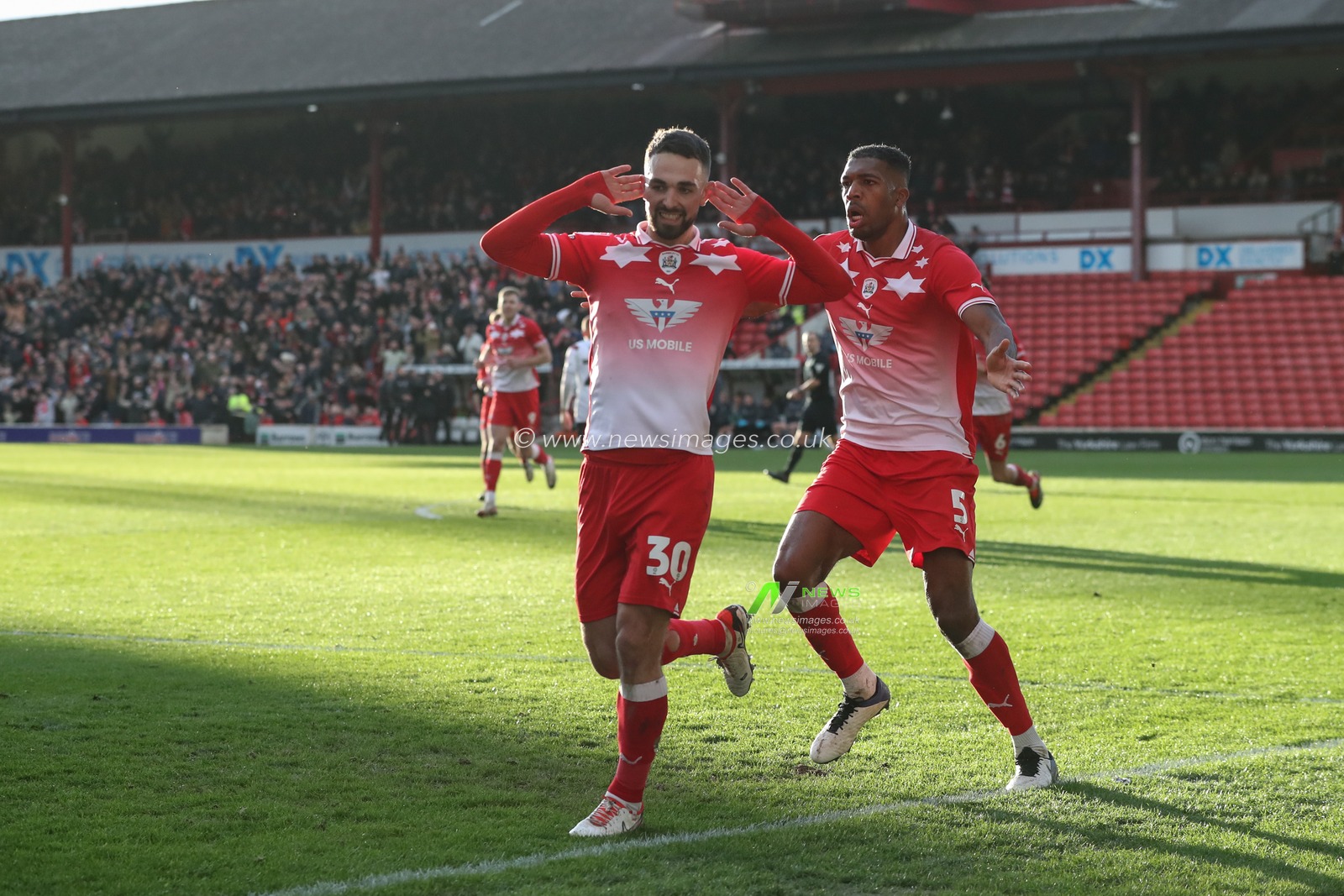 Adam Phillips of Barnsley celebrates his goal to make it 2-1 during the Sky Bet League 1 match Barnsley vs Derby County at Oakwell, Barnsley, United Kingdom, 24th February 2024

(Photo by Alfie Cosgrove/News Images)