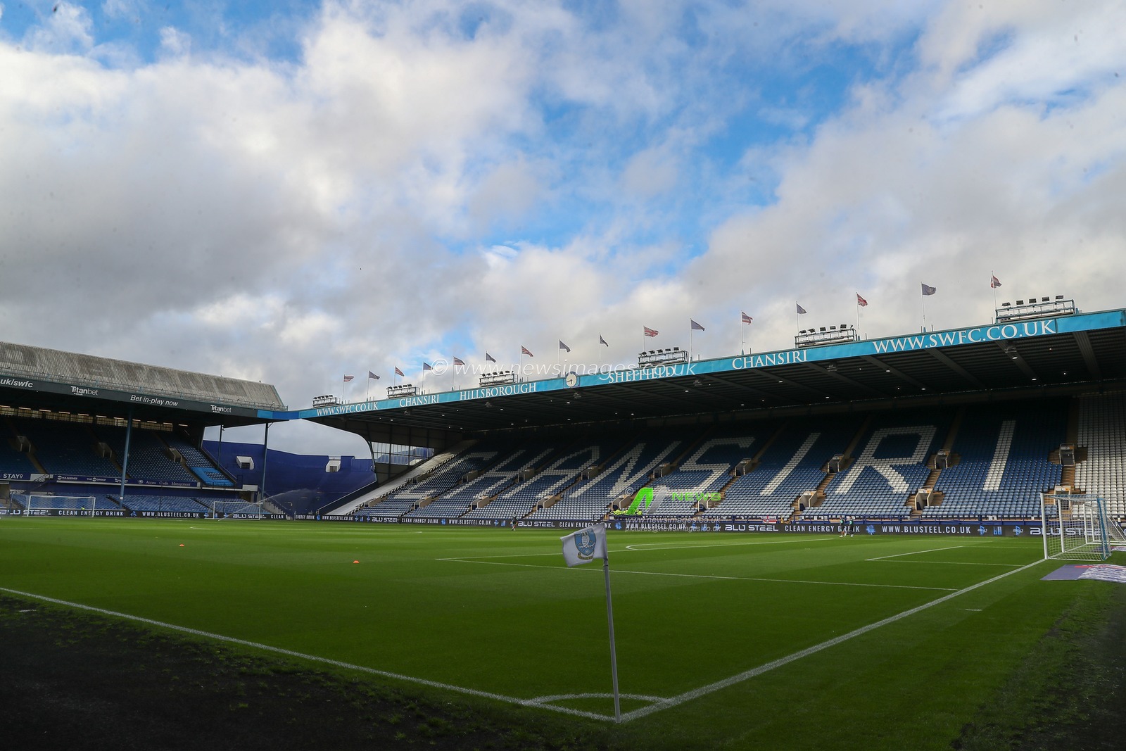 A general view inside of Hillsborough, home of Sheffield Wednesday ahead of the Sky Bet Championship match Sheffield Wednesday vs Middlesbrough at Hillsborough, Sheffield, United Kingdom, 19th September 2023

(Photo by Gareth Evans/News Images)