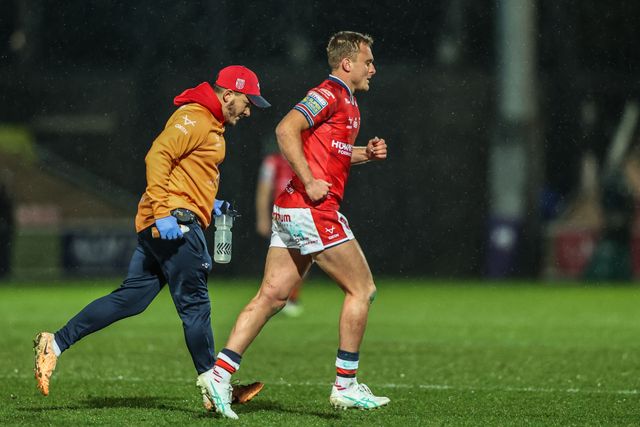 Jez Litten of Hull KR leaves the field early into the game due to injury during the Betfred Super League Round 1 match York Knights vs Hull KR at LNER Community Stadium, Lincoln, United Kingdom on 12 February 2026

(Photo by Alfie Cosgrove/News Images)