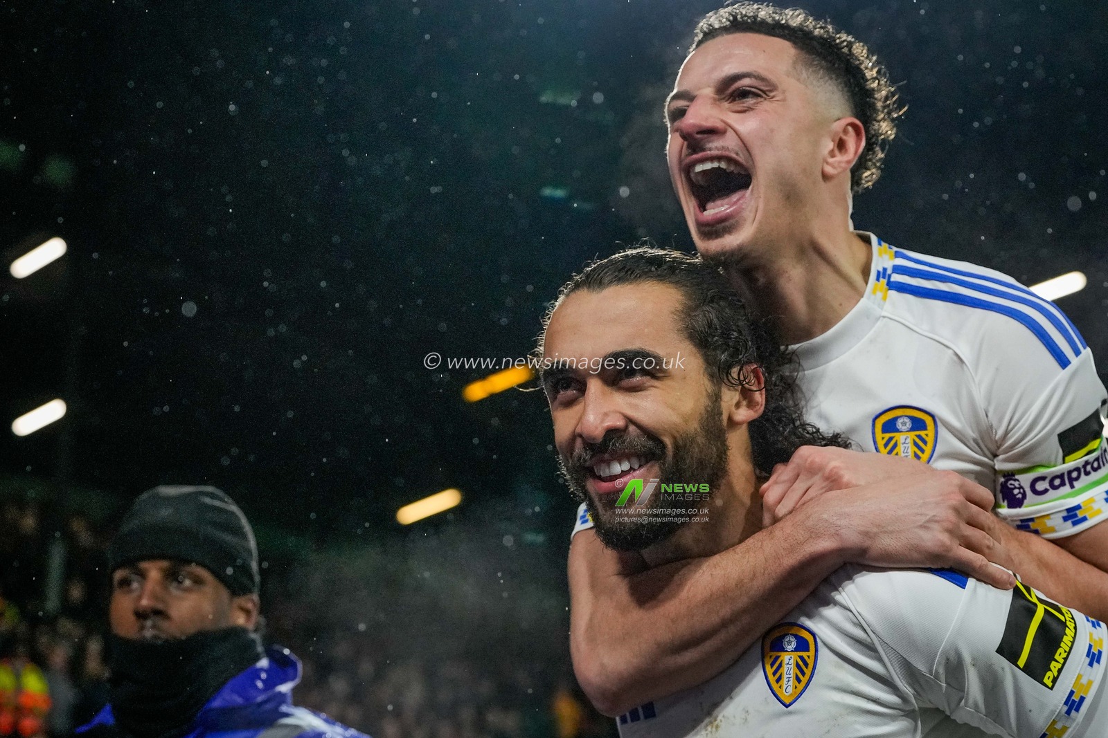 Dominic Calvert-Lewin of Leeds United celebrates his goal to make it  3-0 during the Premier League match Leeds United vs Nottingham Forest at Elland Road, Leeds, United Kingdom on 06 February 2026

(Photo by Maynard Manyowa/News Images)