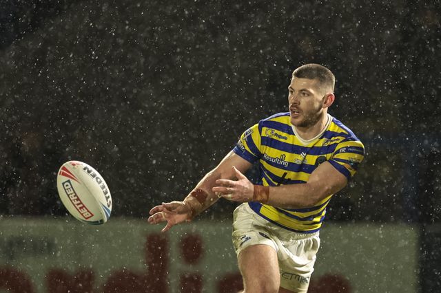 Danny Walker of Warrington Wolves in action during the Pre Season match Warrington Wolves vs Leigh Leopards at Halliwell Jones Stadium, Warrington, United Kingdom, 30th January 2026

(Photo by Mark Cosgrove/News Images)