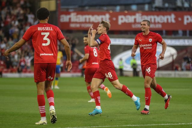 Sky Bet League 1 Barnsley v Mansfield Town