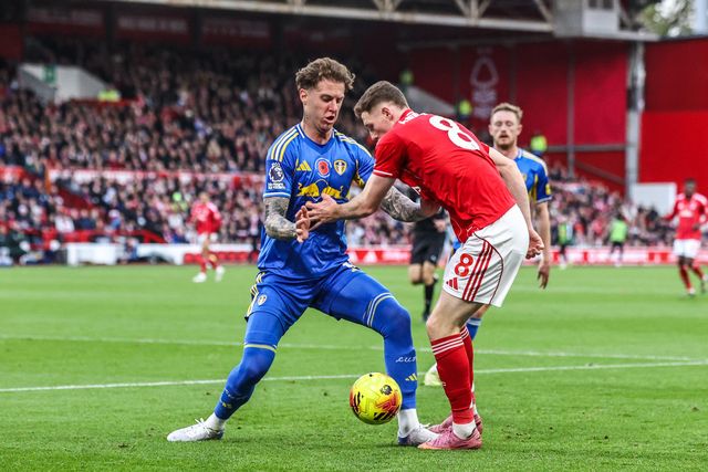 Joe Rodon of Leeds United and Elliot Anderson of Nottingham Forest battle for the ball during the Premier League match Nottingham Forest vs Leeds United at City Ground, Nottingham, United Kingdom, 9th November 2025

(Photo by Alfie Cosgrove/News Images)

*** GER AUT SUI OUT ***
