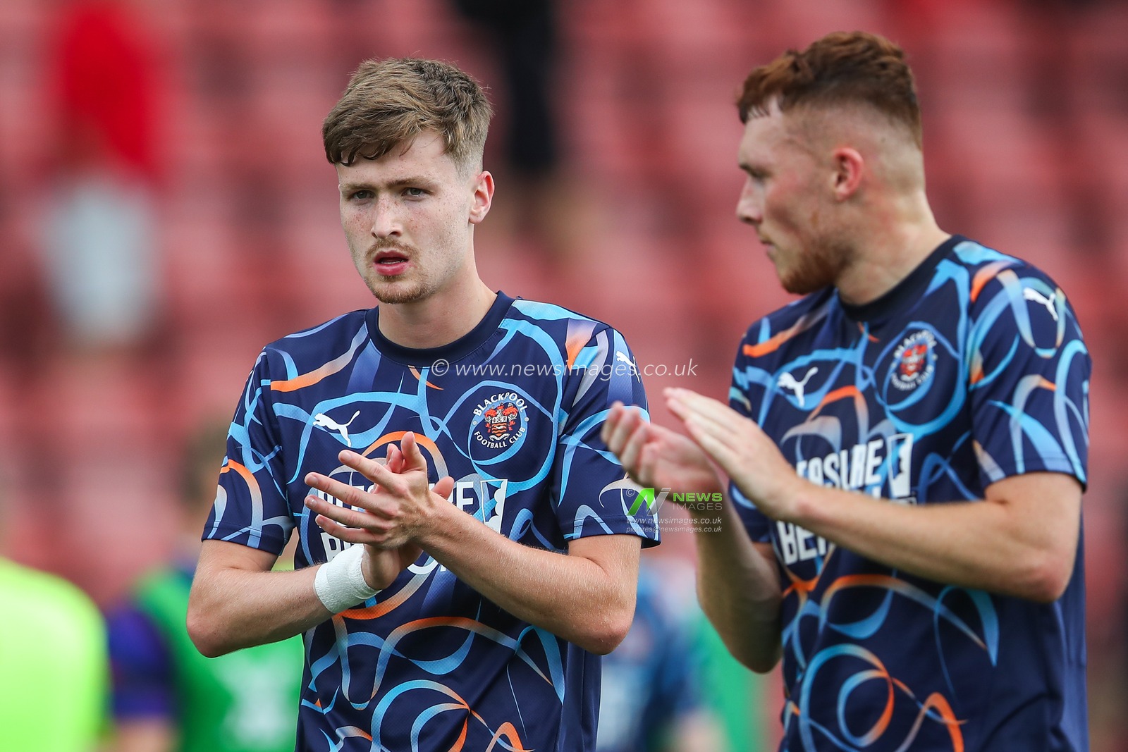 Zac Ashworth of Blackpool applauds the travelling fans after the Pre-season friendly match Crewe Alexandra vs Blackpool at Alexandra Stadium, Crewe, United Kingdom, 3rd August 2024

(Photo by Gareth Evans/News Images)