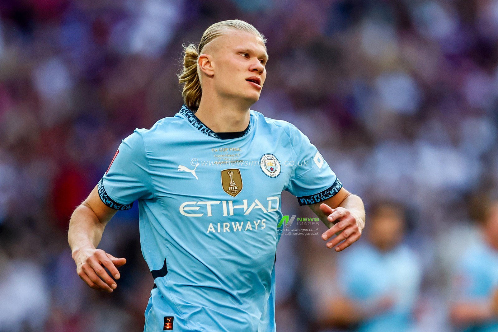 Erling Haaland of Manchester City in action during the Emirates FA Cup Final match Crystal Palace vs Manchester City at Wembley Stadium, London, United Kingdom, 17th May 2025

(Photo by Alfie Cosgrove/News Images)