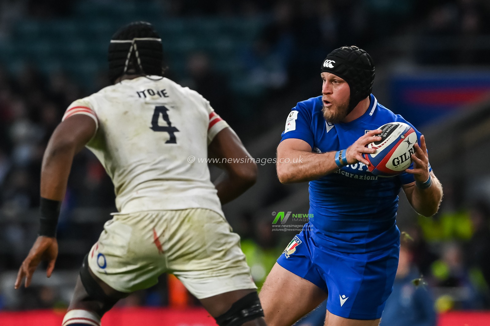Luca Bigi of Italy  in action during the 2023 Guinness 6 Nations match England vs Italy at Twickenham Stadium, Twickenham, United Kingdom, 12th February 2023

(Photo by Craig Thomas/News Images)