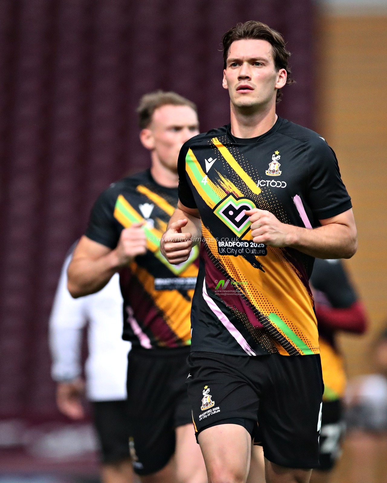 Joe Wright of Bradford City before The Vertu Trophy match Bradford City vs Grimsby Town at University of Bradford Stadium, Bradford, United Kingdom, 2nd September 2025(Photo by Sam Eaden/News Images)