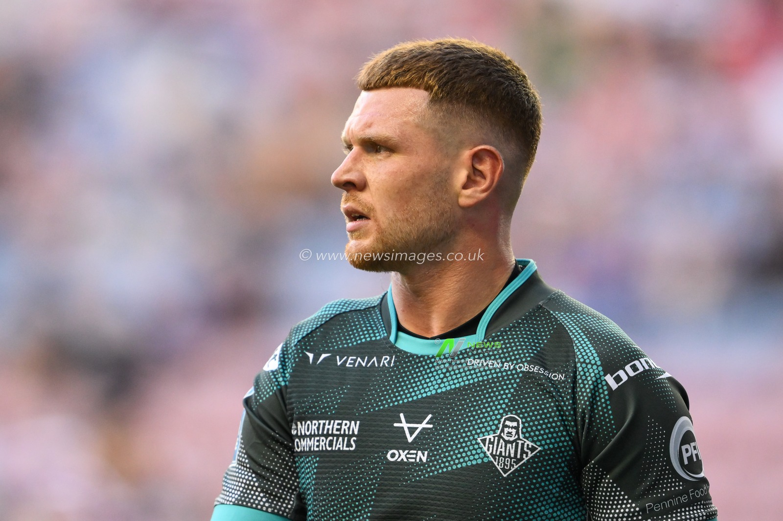 Olly Russell of Huddersfield Giants during the Betfred Super League Round 20 match Wigan Warriors vs Huddersfield Giants at DW Stadium, Wigan, United Kingdom, 1st August 2024

(Photo by Craig Thomas/News Images)