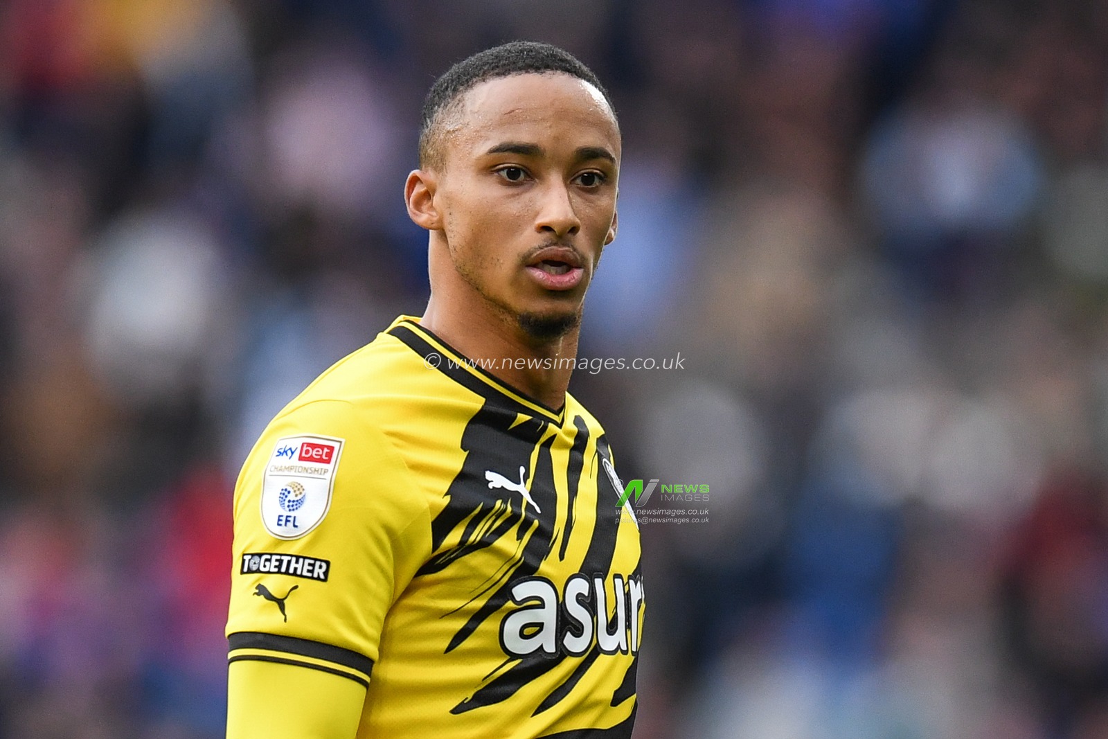 Cohen Bramall #3 of Rotherham United during the Sky Bet Championship match Cardiff City vs Rotherham United at Cardiff City Stadium, Cardiff, United Kingdom, 29th October 2022

(Photo by Mike Jones/News Images)