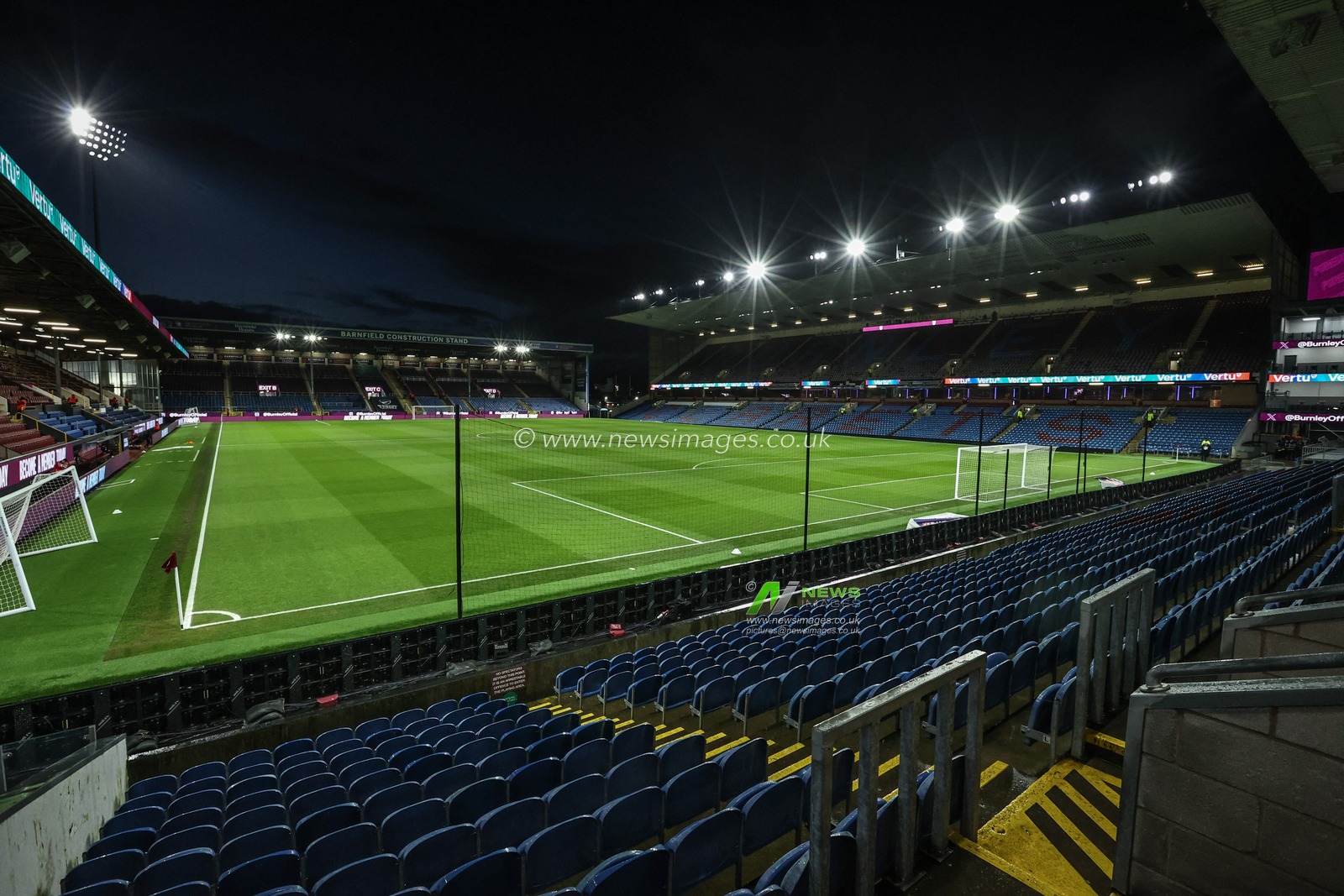 A general view of Turf Moor ahead of the Sky Bet Championship match Burnley vs Oxford United at Turf Moor, Burnley, United Kingdom, 4th February 2025

(Photo by Alfie Cosgrove/News Images)