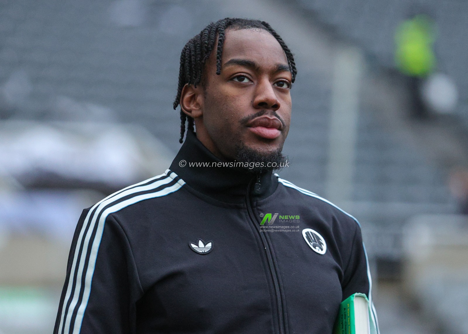 Anthony Elanga of Newcastle United arrives ahead of the Premier League match Newcastle Untied vs Brentford at St. James's Park, Newcastle, United Kingdom on 07 February 2026

(Photo by Richard Bierton/News Images)