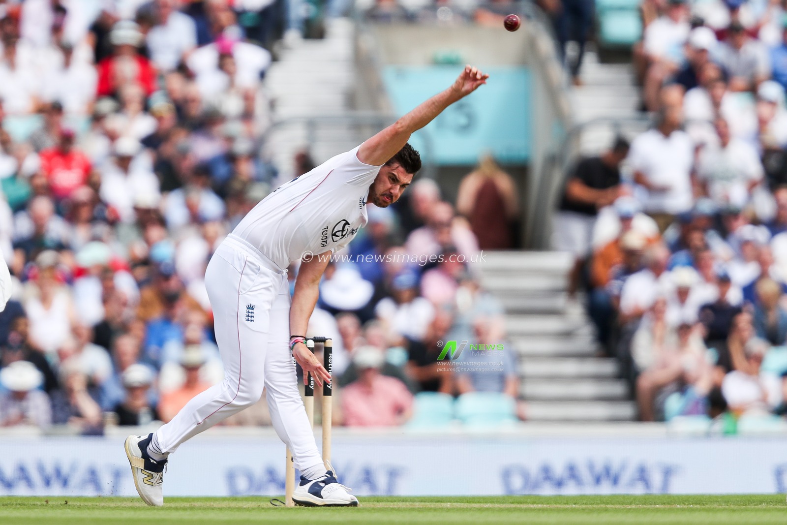 Josh Tongue of England bowls during the 5th Rothesay Test Match Day 3 England vs India at The Kia Oval, London, United Kingdom, 2nd August 2025

(Photo by Izzy Poles/News Images)
