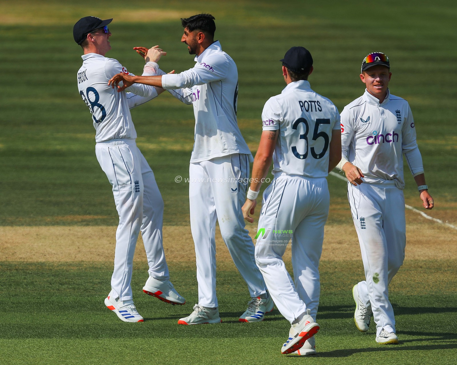 Shoaib Bashir of England celebrates his maiden wicket with Harry Brook during the England v Sri Lanka 2nd Rothesay Test Match Day 4 at Lords, London, United Kingdom, 1st September 2024

(Photo by Izzy Poles/News Images)