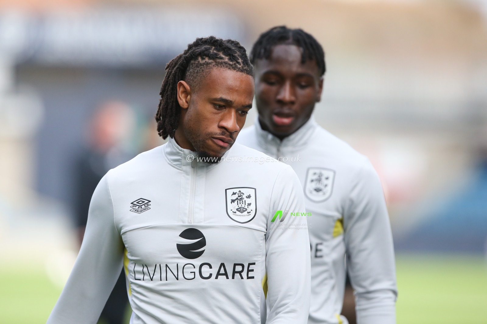 David Kasumu #18 of Huddersfield Town during the Sky Bet Championship match Millwall vs Huddersfield Town at The Den, London, United Kingdom, 18th March 2023

(Photo by Arron Gent/News Images)