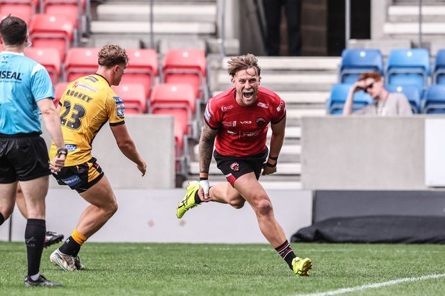 Chris Hankinson of Salford Red Devils celebrates his try during the Betfred Super League Round 18 match Salford Red Devils vs Castleford Tigers at Salford Community Stadium, Eccles, United Kingdom, 13th July 2025

(Photo by Alfie Cosgrove/News Images)