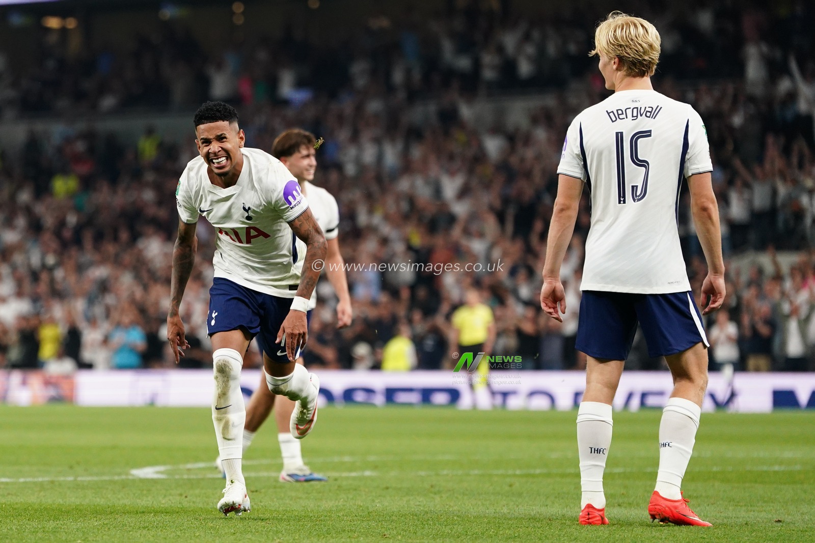 Savio of Tottenham Hotspur celebrates his second goal during the Carabao Cup round 2 match Tottenham Hotspur vs Charlton Athletic at Tottenham Hotspur Stadium, London, United Kingdom on 26 August 2026

(Photo by Harvey Murphy/News Images)