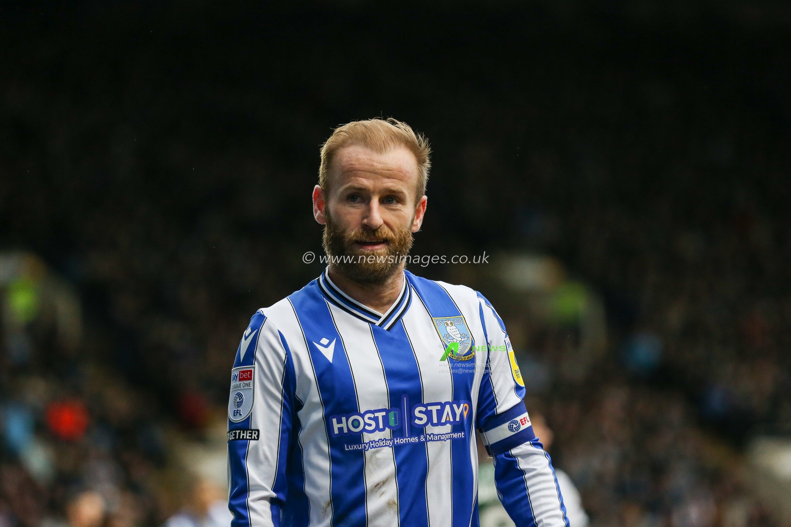 Barry Bannan #10 of Sheffield Wednesday during the Sky Bet League 1 match Sheffield Wednesday vs Plymouth Argyle at Hillsborough, Sheffield, United Kingdom, 4th February 2023

(Photo by Arron Gent/News Images)
