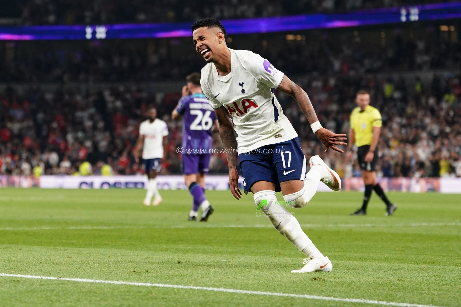 Savio of Tottenham Hotspur celebrates 5-0 lead during the Carabao Cup round 2 match Tottenham Hotspur vs Charlton Athletic at Tottenham Hotspur Stadium, London, United Kingdom on 26 August 2026

(Photo by Harvey Murphy/News Images)