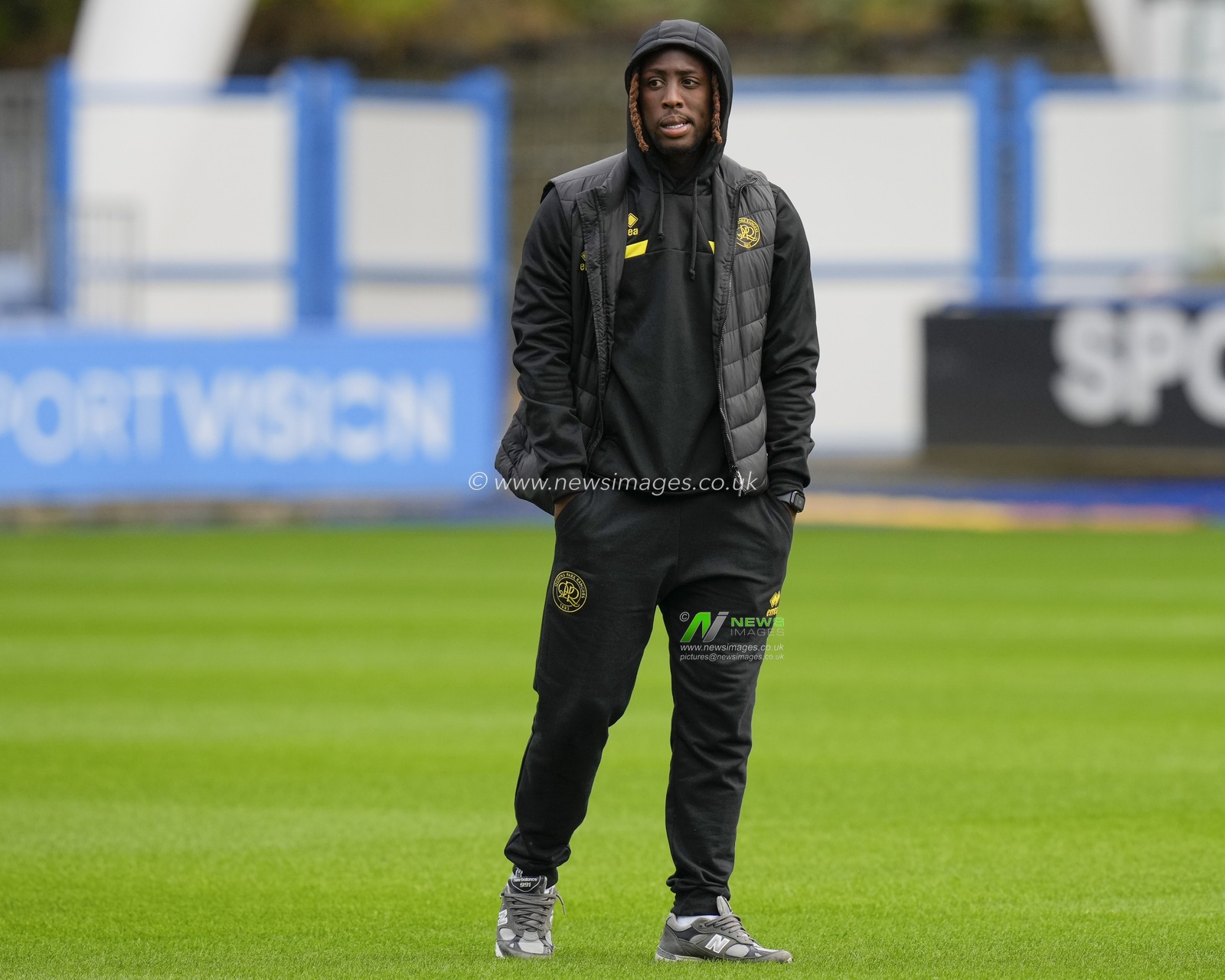 Osman Kakay #2 of Queens Park Rangers inspects the pitch before the Sky Bet Championship match Huddersfield Town vs Queens Park Rangers at John Smith's Stadium, Huddersfield, United Kingdom, 21st October 2023

(Photo by Steve Flynn/News Images)