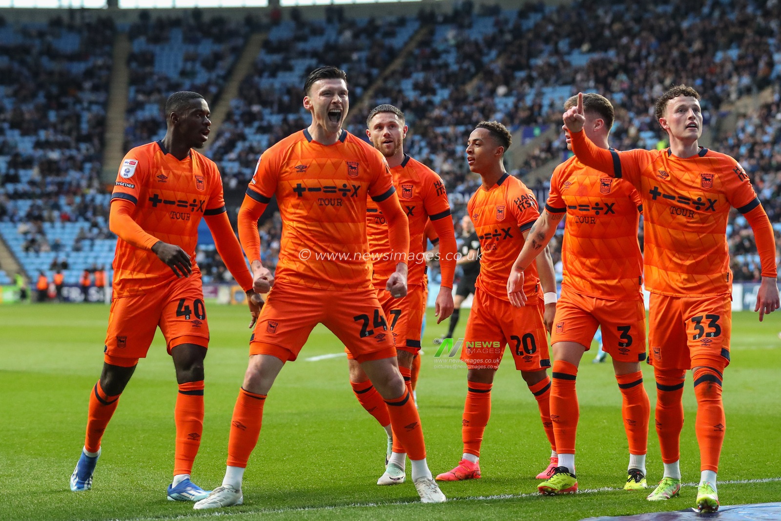 Kieffer Moore of Ipswich Town celebrates his goal to make it 0-1 during the Sky Bet Championship match Coventry City vs Ipswich Town at Coventry Building Society Arena, Coventry, United Kingdom, 30th April 2024

(Photo by Gareth Evans/News Images)