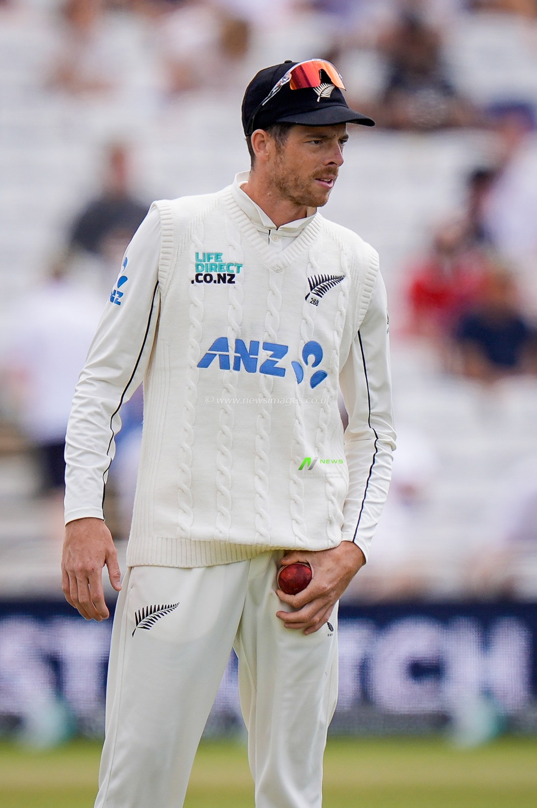 Mitchell Santner of New Zealand during the 3rd Rothesay Test Match Day 5 match England vs New Zealand at Trent Bridge, Nottingham, United Kingdom on 29 June 2026

(Photo by Maynard Manyowa/News Images)