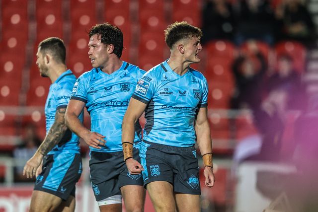 Davy Litten of Hull FC celebrates his try during the Betfred Super League round 23 match St Helens vs Hull FC at Totally Wicked Stadium, St Helens, United Kingdom, 22nd August 2025

(Photo by Alfie Cosgrove/News Images)