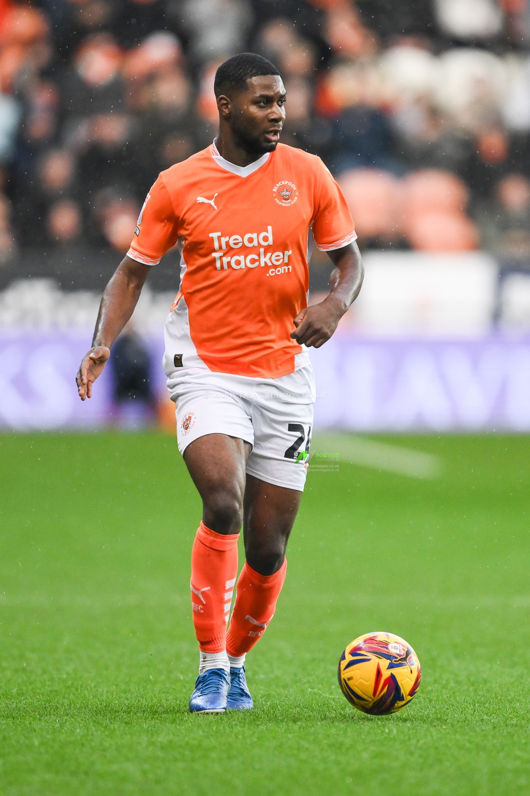 Odeluga Offiah of Blackpool makes a break with the ball during the Sky Bet League 1 match Blackpool vs Shrewsbury Town at Bloomfield Road, Blackpool, United Kingdom, 1st January 2025

(Photo by Craig Thomas/News Images)